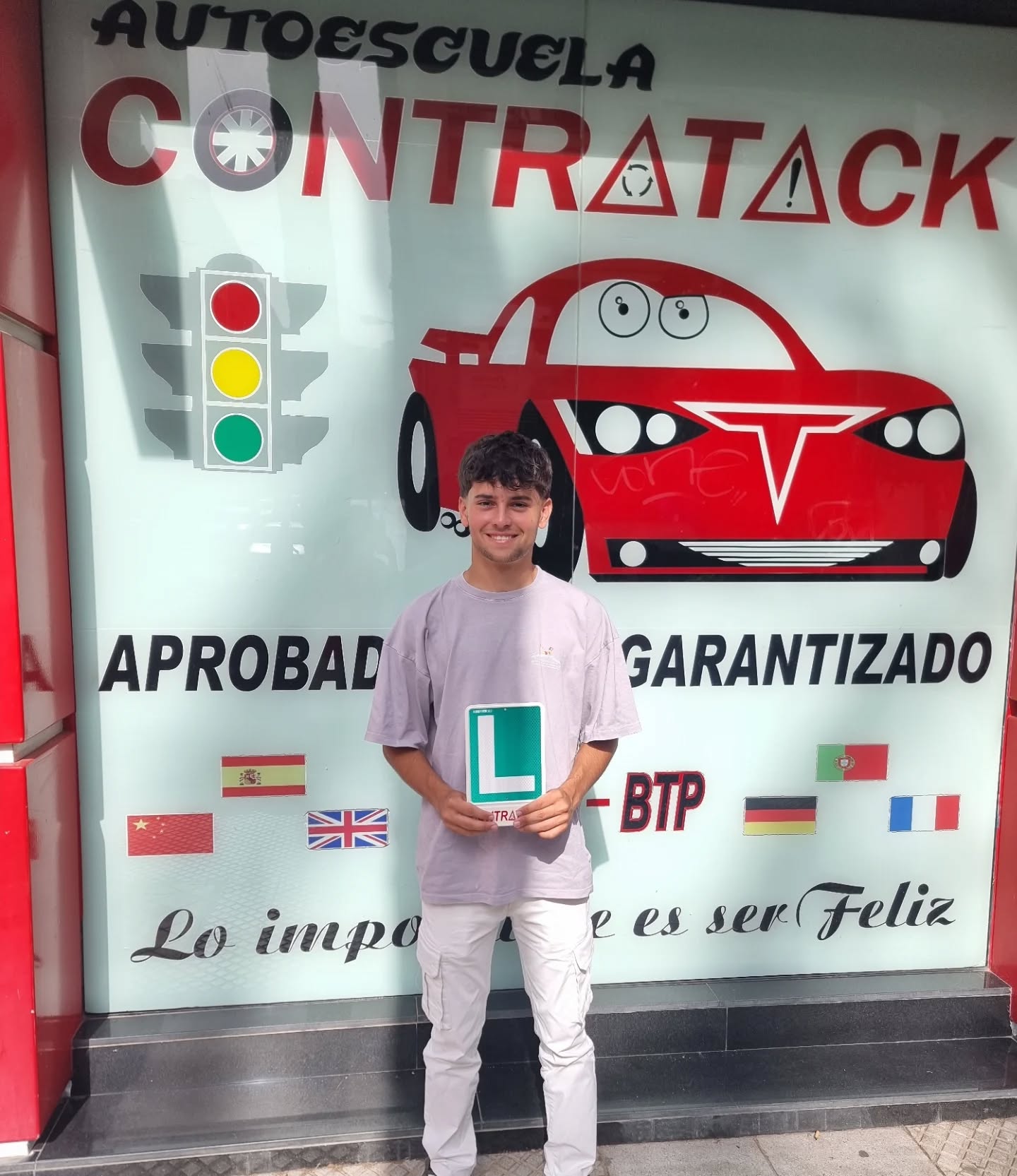 Autoescuela en Huelva - Alumnos aprobados