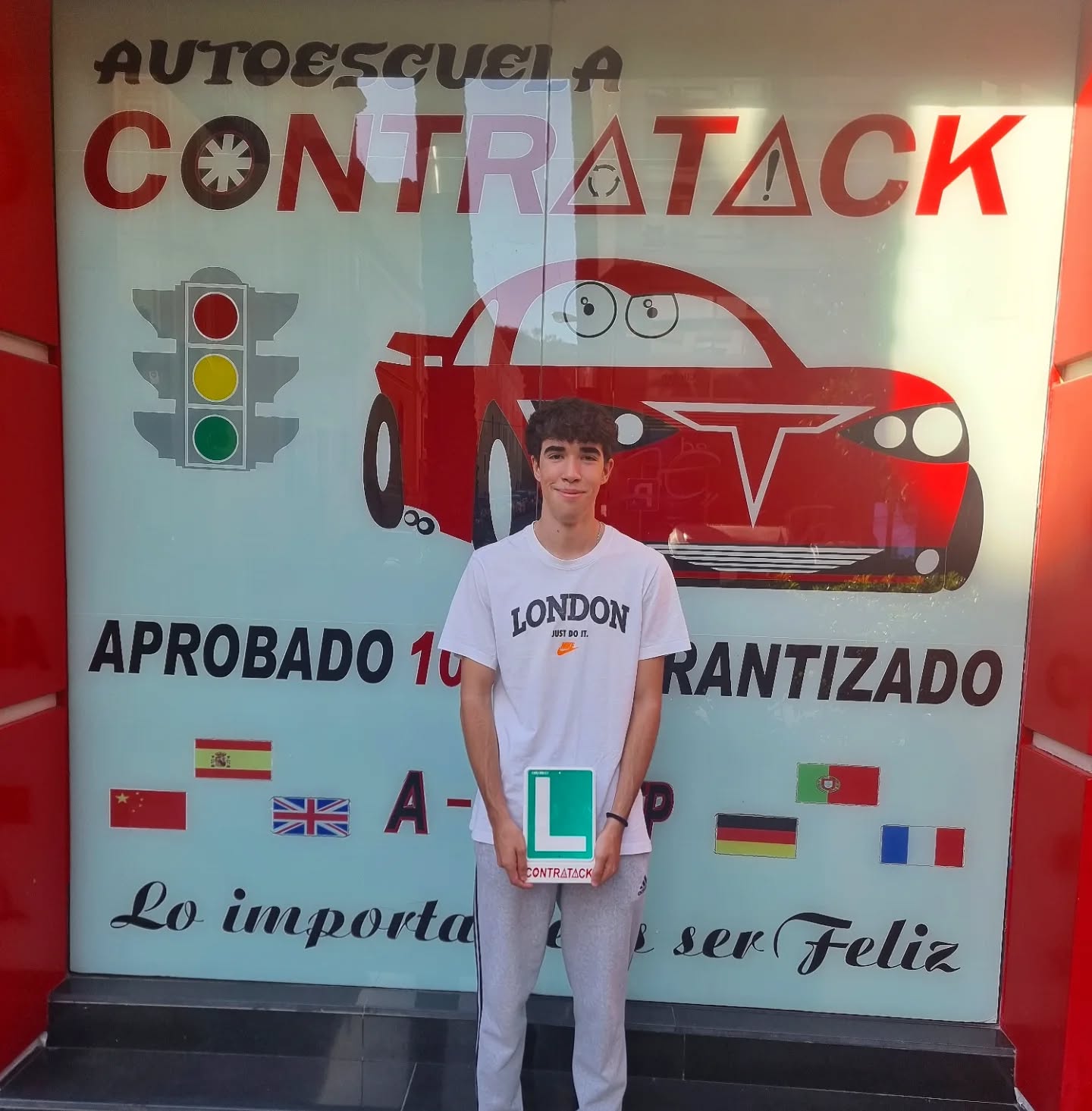Autoescuela en Huelva - Alumnos aprobados