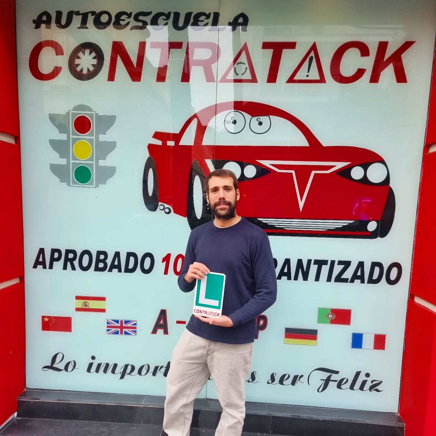 Autoescuela en Huelva - Alumnos aprobados