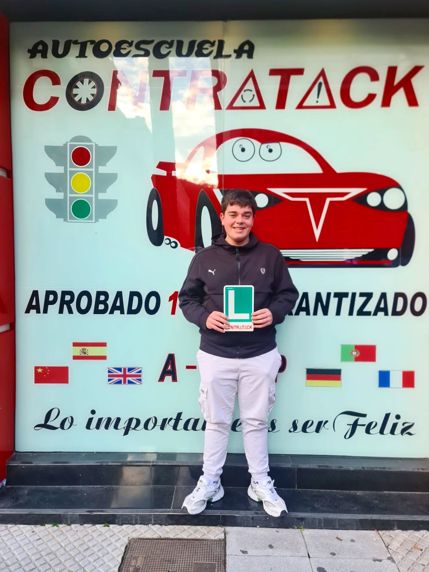 Autoescuela en Huelva - Alumnos aprobados