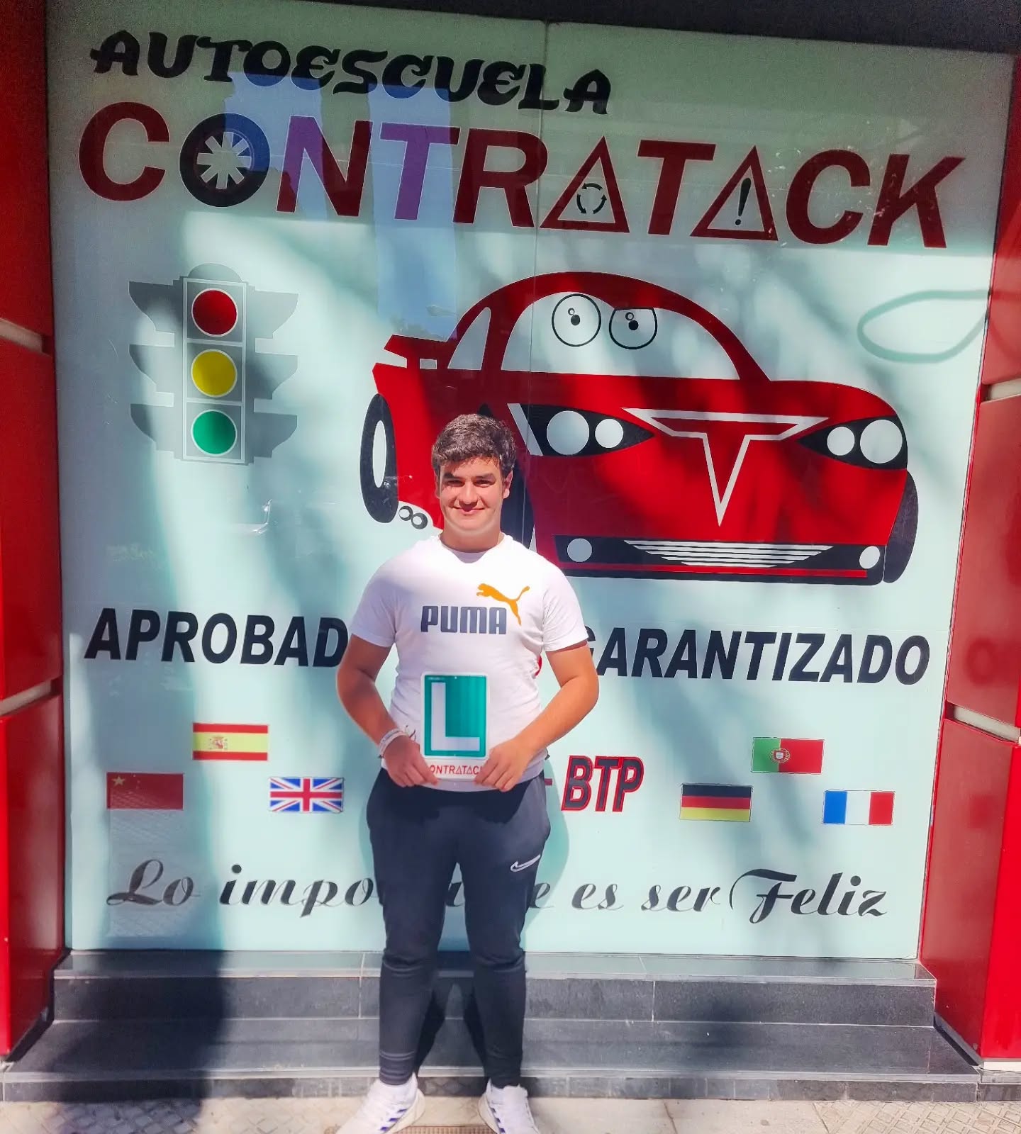 Autoescuela en Huelva - Alumnos aprobados