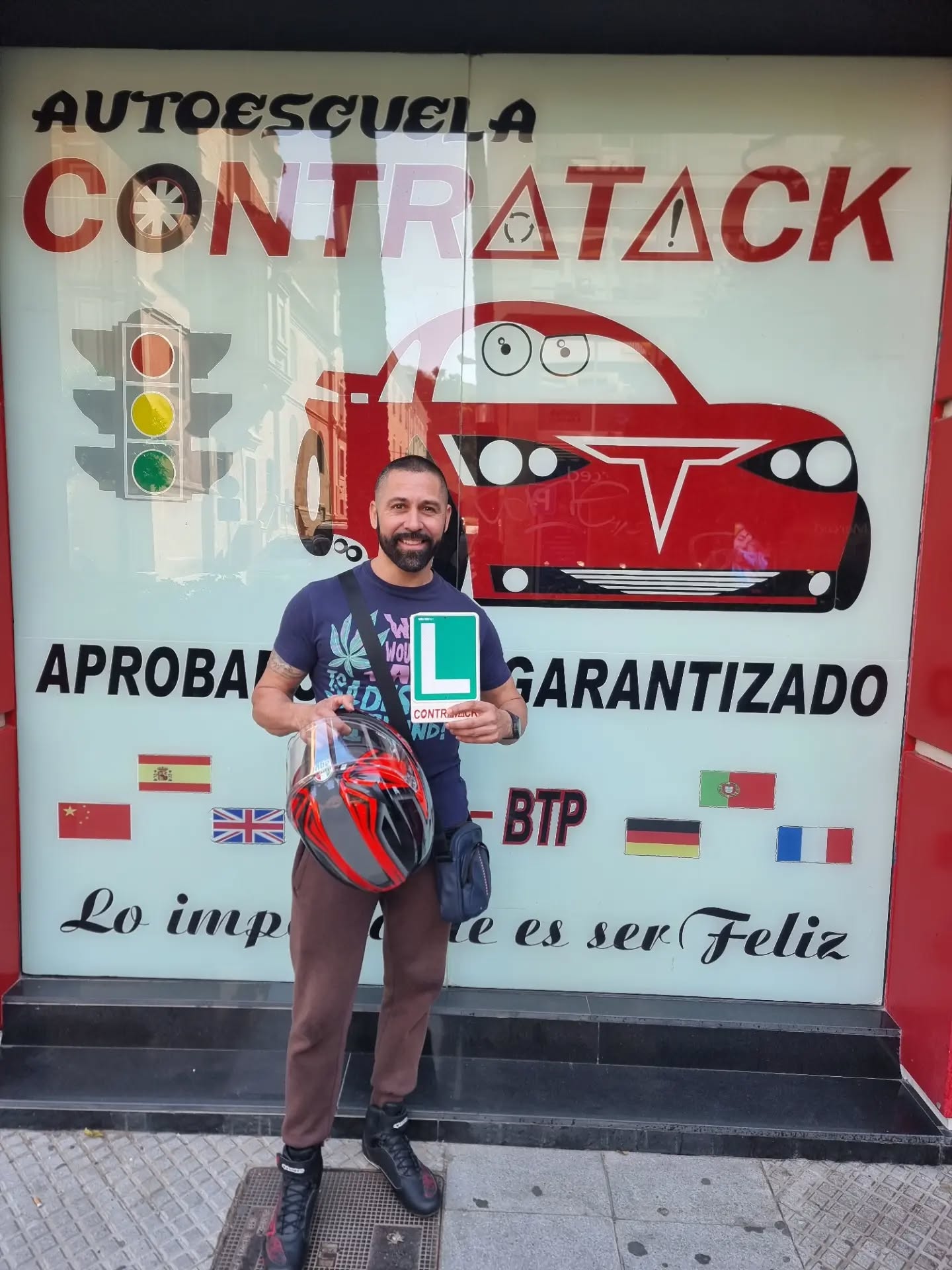 Autoescuela en Huelva - Alumnos aprobados