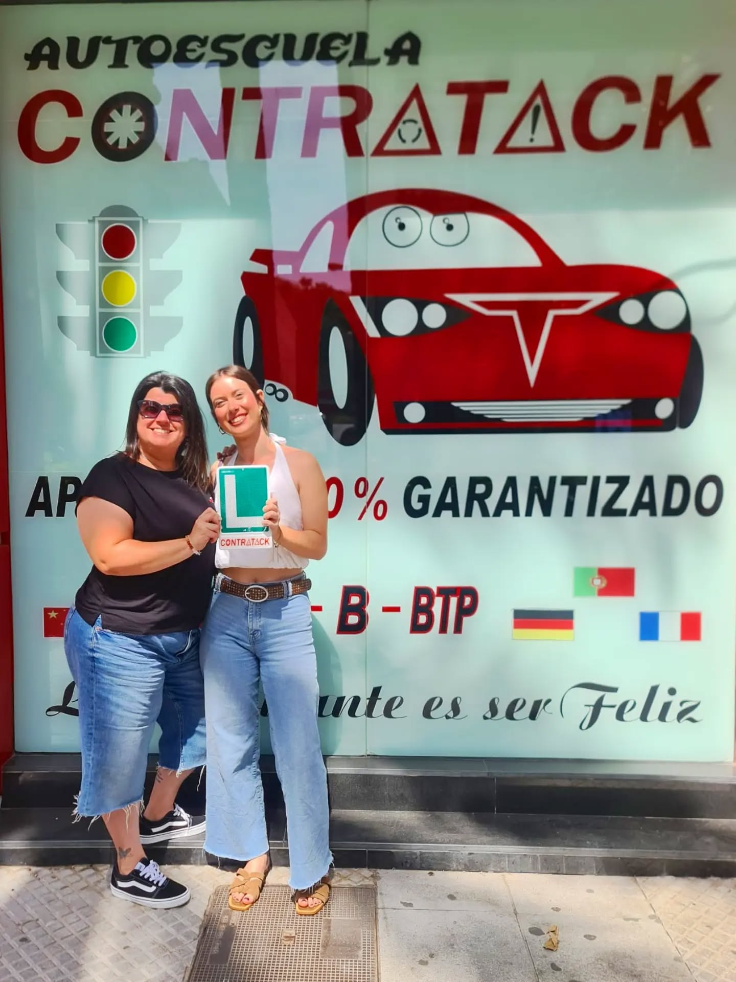 Autoescuela en Huelva - Alumnos aprobados
